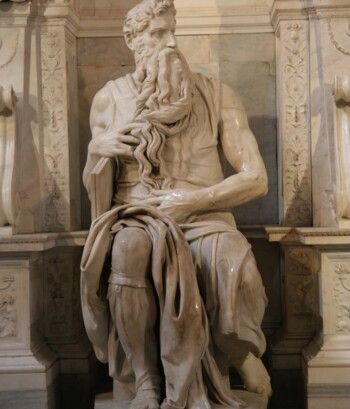 شاهد .. بالصور- بين الفن و علم الإنسان.. مايكل أنجلو أعاد الرخام إلى الحياة بتفاصيله