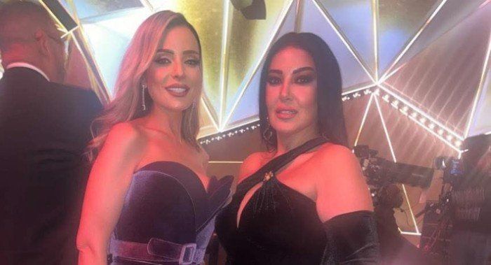 ماذا قالت الفنانة سمية الخشاب عن علاقتها بالنجمة ريم البارودي؟