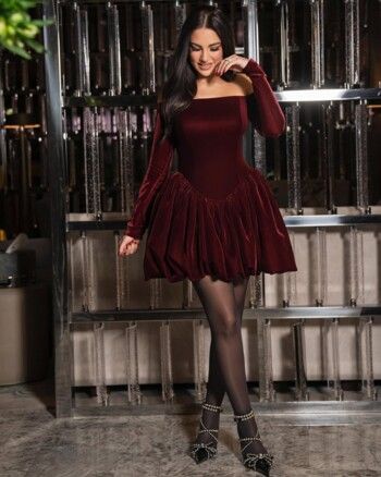 شاهد .. بفستان خيالي.. درة التونسية تخطف القلوب بأنوثتها