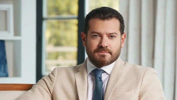 شاهد .. عمرو يوسف يتحدث عن غيرته من أحمد السقا.. وهكذا ما قاله