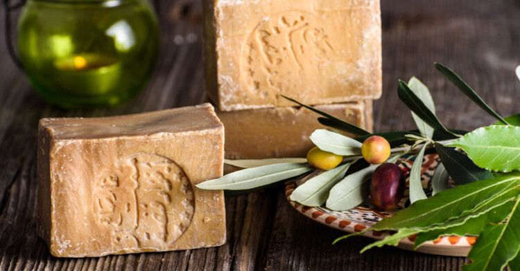 شاهد .. صابون الغار له خصائص مدهشة للبشرة والشعر