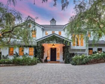 شاهد .. بسعر خيالي.. جينيفر لوبيز تشتري عقارا جديدا بعد طلاقها من بن أفليك