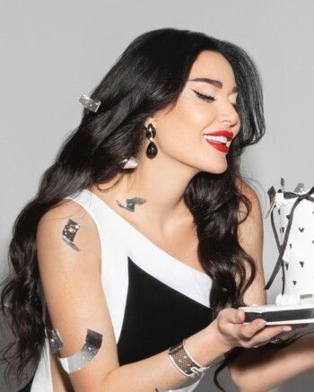 شاهد .. سعر فستان سيرين عبد النور الذي خطف الأنظار في جلسة تصوير عيد ميلادها