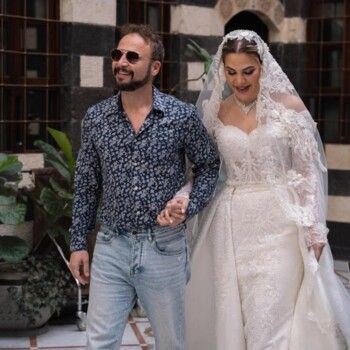 شاهد .. بعد عقد زواج شقيقته.. ديانة مكسيم خليل تثير حالة من الجدل