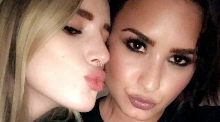 شاهد .. بيلا ثورن وديمي لوفاتو وآرون كارتر وغيرهم.. نجوم صدموا الجمهور وكشفوا ميولهم الثنائية الجـ ـنس!