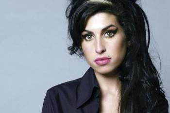 شاهد .. بيلا ثورن وديمي لوفاتو وآرون كارتر وغيرهم.. نجوم صدموا الجمهور وكشفوا ميولهم الثنائية الجـ ـنس!