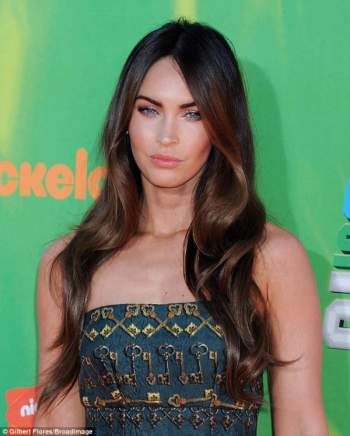 شاهد .. بيلا ثورن وديمي لوفاتو وآرون كارتر وغيرهم.. نجوم صدموا الجمهور وكشفوا ميولهم الثنائية الجـ ـنس!