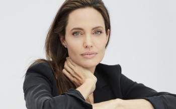 شاهد .. بيلا ثورن وديمي لوفاتو وآرون كارتر وغيرهم.. نجوم صدموا الجمهور وكشفوا ميولهم الثنائية الجـ ـنس!