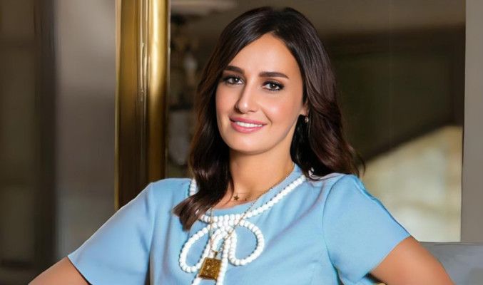 شاهد .. حلا شيحة تحتفل بعيد ميلادها مع عائلتها وتوثق الاجواء - بالفيديو