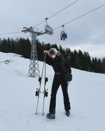 شاهد .. بالصور- بسمة بوسيل تستعرض هوايتها بالتزلج