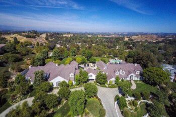 شاهد .. بعد طلاقها من بن أفليك.. جنيفر لوبيز تشتري عقاراً خيالي في Hidden Hills بسعر 21 مليون دولار