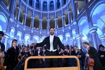 شاهد .. هبة القواس تعلن رسمياً إطلاق الجوقة الفلهارمونية الوطنية وتقول: "لبنان كالموسيقى لا يستسلم للصمت"