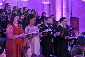 شاهد .. هبة القواس تعلن رسمياً إطلاق الجوقة الفلهارمونية الوطنية وتقول: "لبنان كالموسيقى لا يستسلم للصمت"