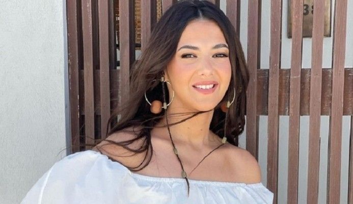 شاهد .. دنيا سمير غانم توجه رسالة لافتة لشقيقتها إيمي و حسن الرداد