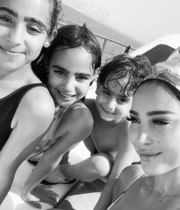 شاهد .. بعد الشائعات التي طالت علاقتهما مؤخراً.. إليكم أجمل صور بسمة بوسيل وإبنتها تاليا