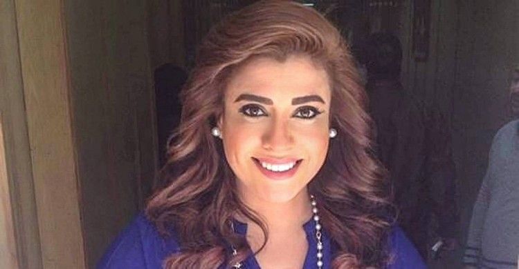 شاهد .. إنتقادات لـ نشوى مصطفى بعد ظهورها وهي تدخن "الشيشة" في "سيد الناس".. وهكذا ردت