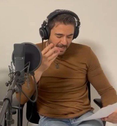 الفنان أحمد عز «أغنى رجل في العالم» مع تارا عماد ونجوم الكوميديا في رمضان