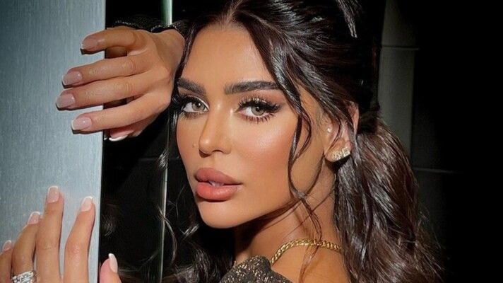 شاهد .. جليلة تحسم الجدل حول خبر زواجها من تامر حسني