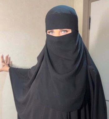 شاهد .. نيكول سابا تروج لدورها في رمضان بإطلالة مميزة بالنقاب - بالصورة