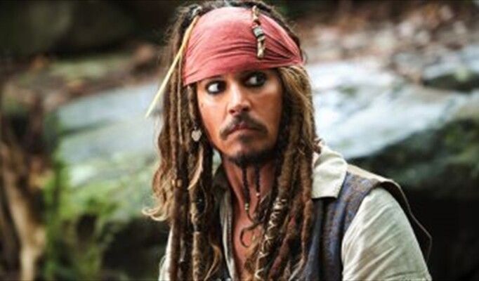 شاهد .. معلومات جديدة عن عودة جوني ديب إلى سلسلة Pirates of the Caribbean