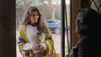 شاهد .. إنجي المقدم تفاجئ الجمهور بشخصية غامضة في "كامل العدد ++"