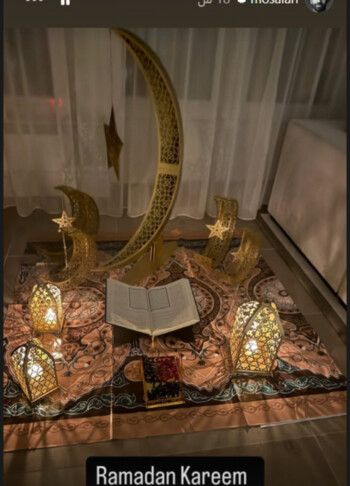 شاهد .. محمد صلاح يشارك لحظات خاصة مع إبنته مكة استعدادا لرمضان