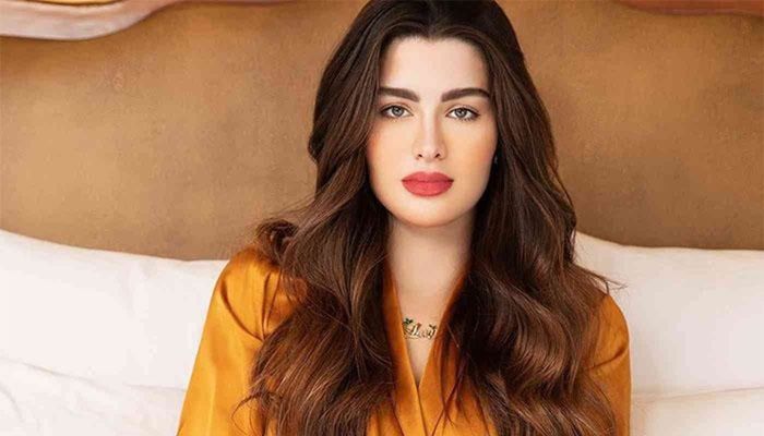 شاهد .. تصريح جـ ـريء من روان بن حسين حول الخمر يضعها بموقف محرج