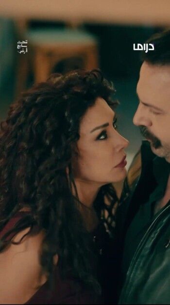 شاهد .. شخصيتا تيم حسن وكاريس بشار تتصدران الترند في "تحت سابع أرض"