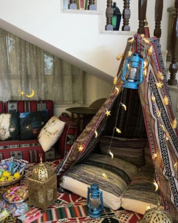 شاهد .. حلا الترك تستقبل رمضان بزينة مميزة وأجواء لافتة