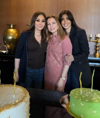 شاهد .. جيسيكا عازار تحتفل بعيد ميلاد ابنها بأجواء عائلية مميزة