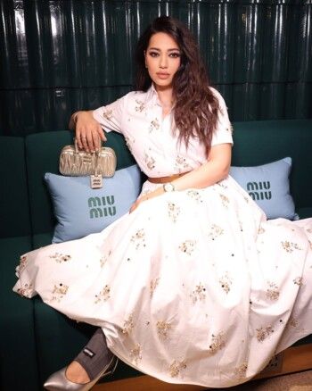 شاهد .. رحمة رياض تضج أناقة بإطلالة بغاية الجمال