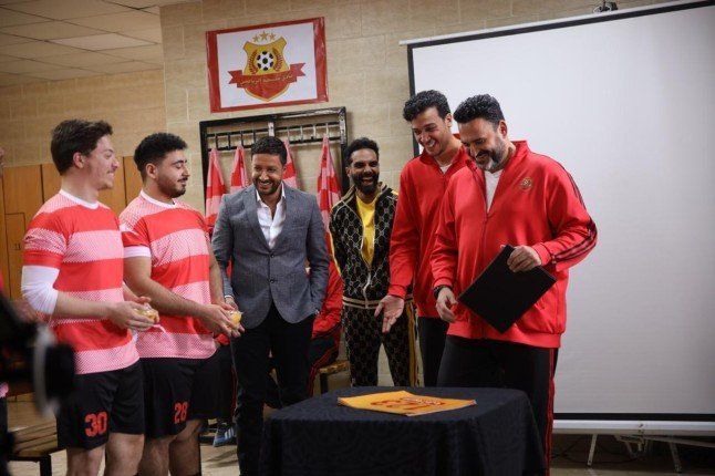 الحلقة السادسة من "الكابتن".. حسام يخطط للخسارة وأرواح الركاب تتدخل لحسم المباراة