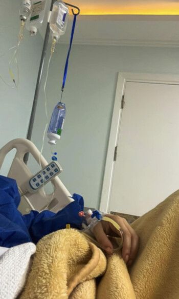 شاهد .. ملك قورة تتعرض لوعكة صحية وتظهر بصورة من المستشفى