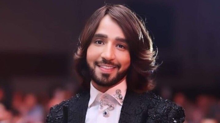 شاهد .. تصاميم " جذوة " بتوقيع هاني البحيري وهذه الرسالة التي وجهها لنبيلة عبيد