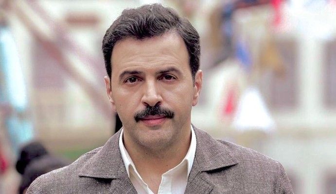 شاهد .. تيم حسن "33 ضربة كف" و"الحبل عالجرار"