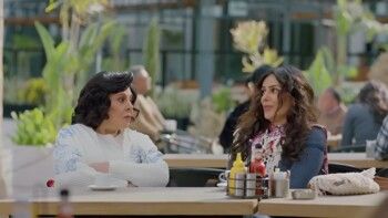 شاهد .. إنجي المقدم تتلقى صـ ـدمة من إسعاد يونس في "كامل العدد ++"