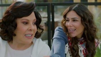 شاهد .. إنجي المقدم تتلقى صـ ـدمة من إسعاد يونس في "كامل العدد ++"