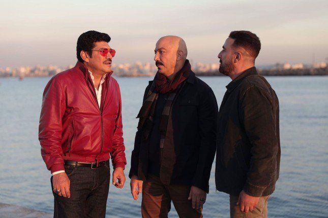 أبطال مسلسل "العتاولة 2" يواصلون التصوير في الإسكندرية والانتهاء 27 رمضان