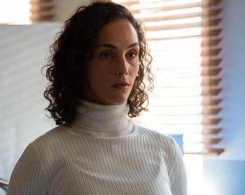 شاهد .. فيروز أبو حسن : وافقت على هذه المشاهد الجريئة بفيلم " عا أمل تجي " ولكن