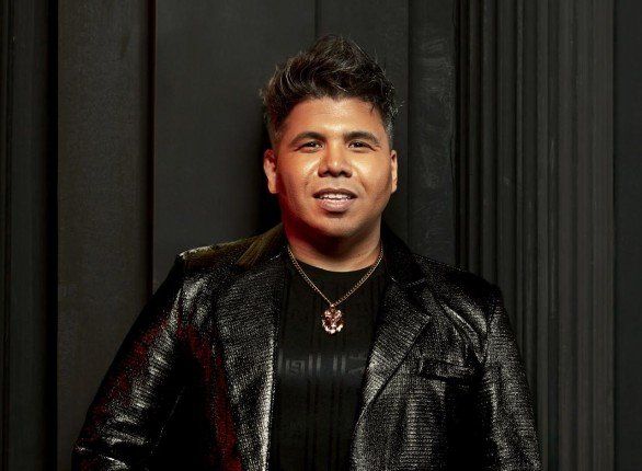 عمر كمال يبدأ مشواره نحو العالمية بتوقيع عقد مع بوب أرابيا للاستحواذ على أرشيفه الغنائي