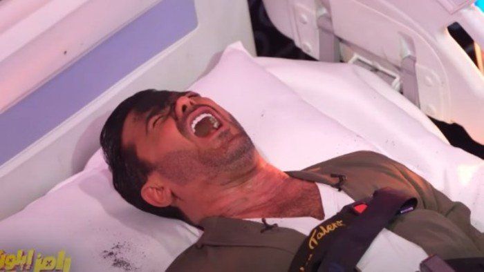 بالفيديو.. اتفرج رد فعل قوي وصراخ الفنان محمد رجب في مقلب رامز إيلون مصر