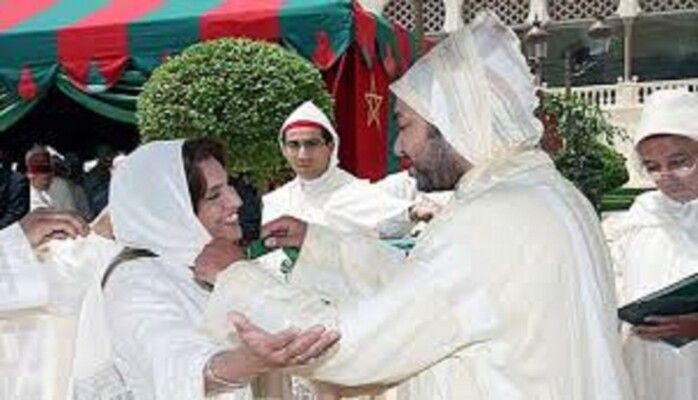 شاهد .. الملك محمد السادس ينعى نعيمة سميح