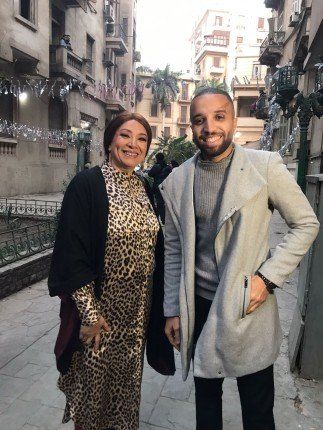 النجمة انتصار لـ«الخليج 24»: الاستعانة براقصة بديلة لمي عمر في "إش إش".. وسعيدة بإشادة الجمهور بدوري