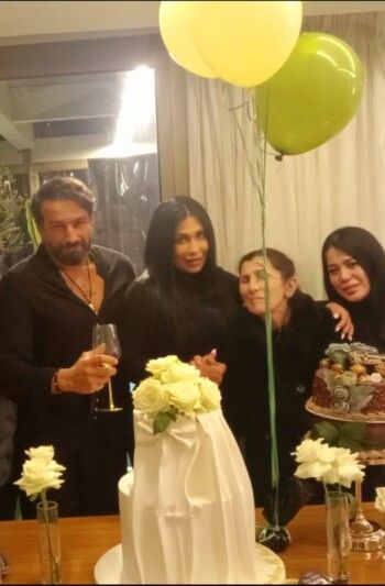 شاهد .. ساندرين الراسي تحتفل بعيد ميلادها بأجواء مميزة