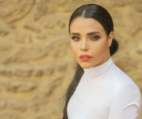 شاهد .. أمينة تعبر عن رأيها بمسلسل "وتقابل حبيب"