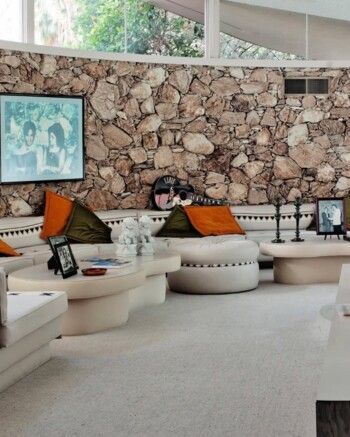 شاهد .. قصر شهر عسل إلفيس و بريسيلا بريسلي معروض للبيع بهذا المبلغ الخيالي