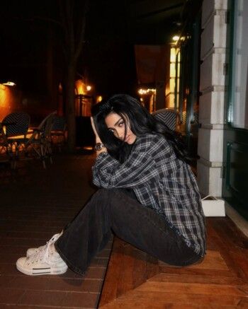 شاهد .. سيبيل بو شعيا تستعرض رشاقة جسمها بهذا اللوك الكاجوال