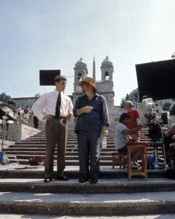 شاهد .. صورة من كواليس فيلم "The Talented Mr. Ripley" تظهر حقبة مميزة من السينما في التسعينات