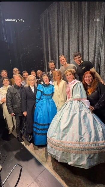 شاهد .. جينيفر لوبيز تثير التكهنات حول علاقتها العاطفية بهذا الممثل