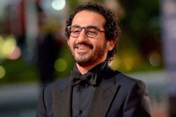 شاهد .. مهرجان هوليوود للفيلم العربي يكرّم أحمد حلمي بجائزة الإنجاز السينمائي